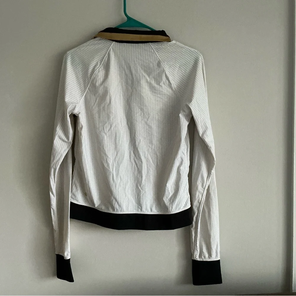 Lululemon sweaty or not mesh zip up jacket size 6